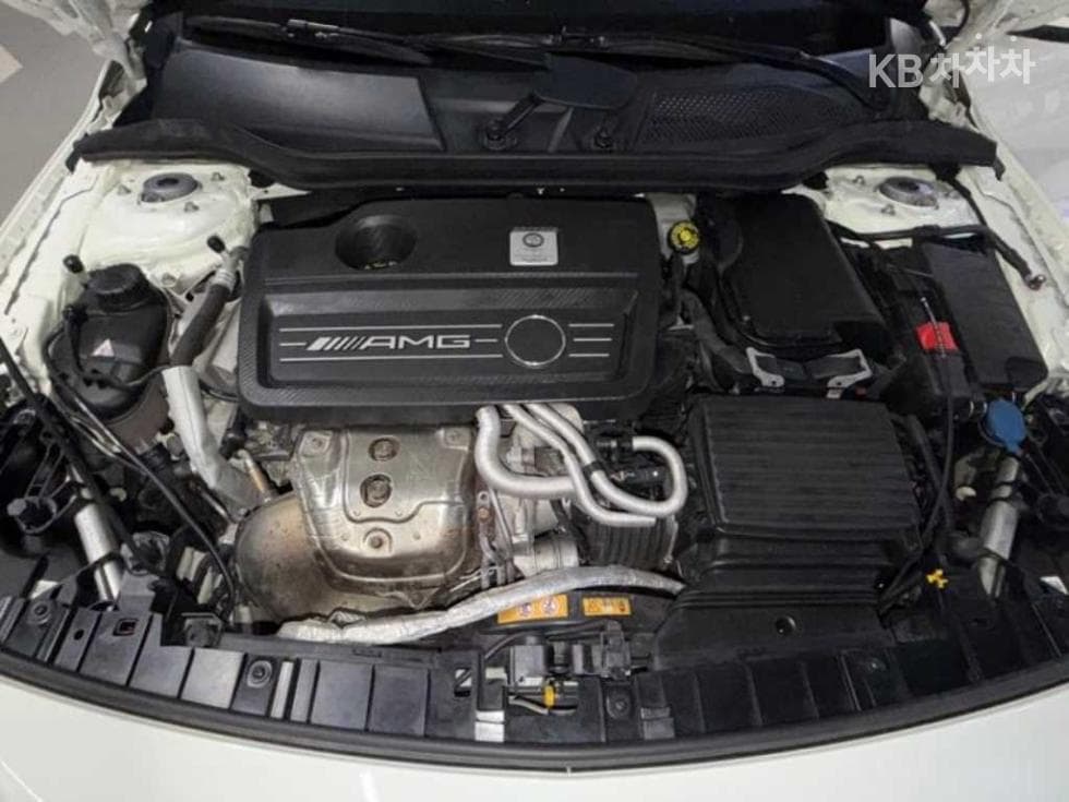 Mercedes-Benz GLA X156GLA45 AMG 4매틱 - 19