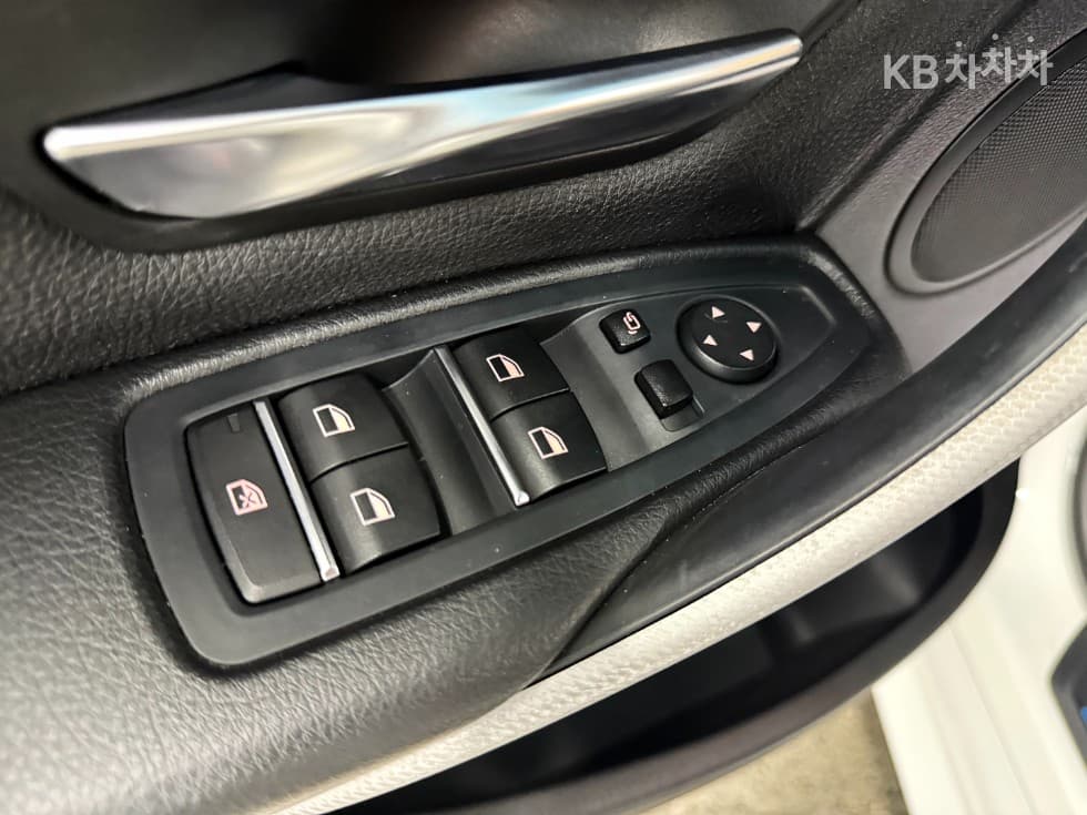 BMW Нов3 Серия320d M스포츠 F30 - 14