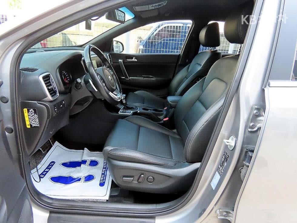 Киа Sportage 더 볼드Смарт스트림 D 1.6 Дизел 4x4 Престиж - 5