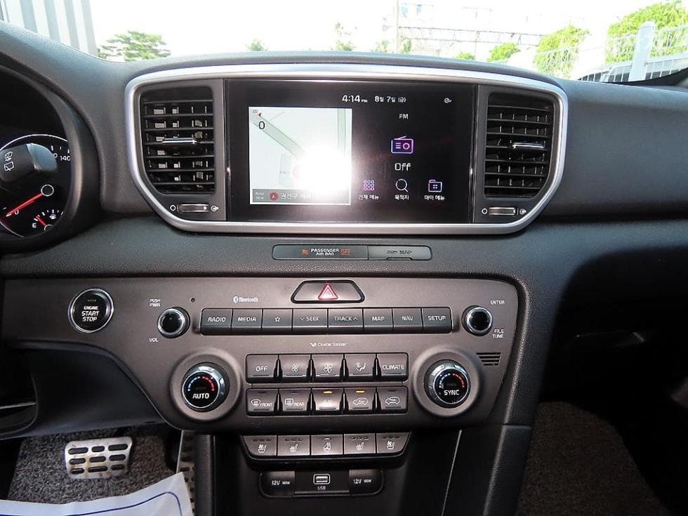 Киа Sportage 더 볼드Смарт스트림 D 1.6 Дизел 4x4 Престиж - 13