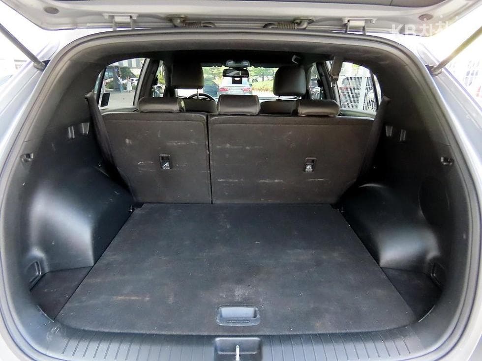 Киа Sportage 더 볼드Смарт스트림 D 1.6 Дизел 4x4 Престиж - 17