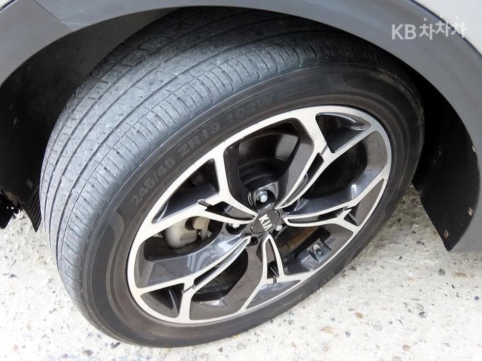 Киа Sportage 더 볼드Смарт스트림 D 1.6 Дизел 4x4 Престиж - 20