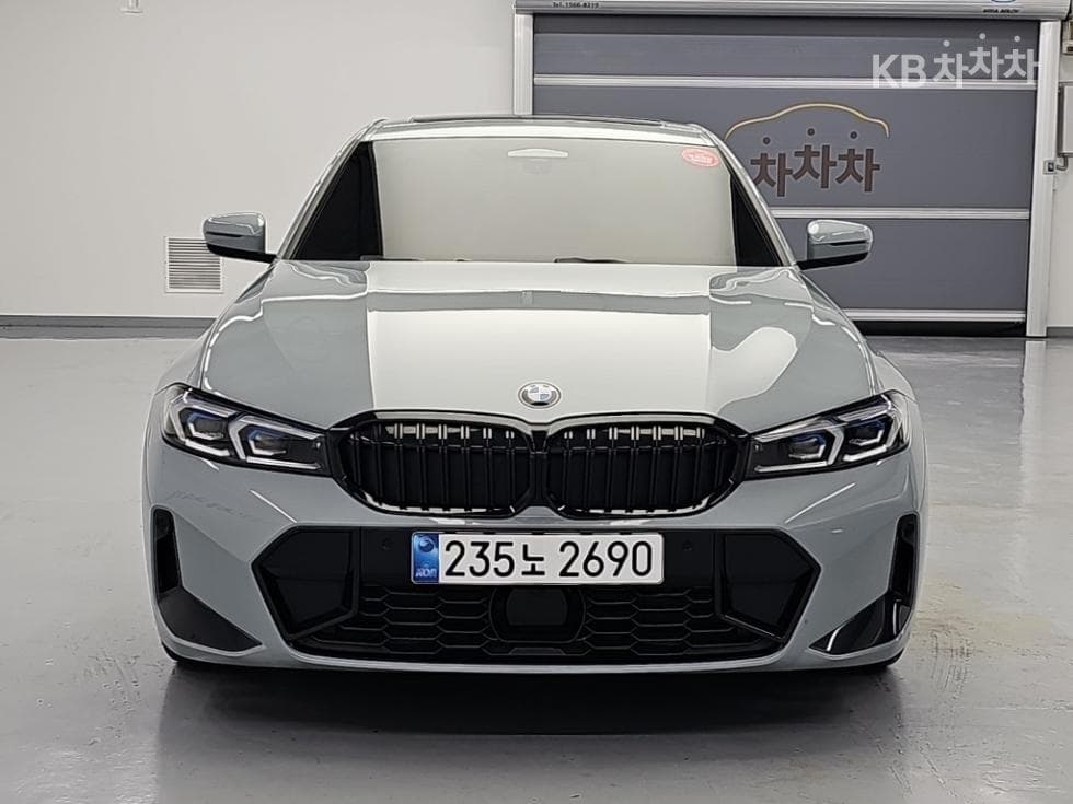 BMW 3 Series (G20)320i M Sport - 2