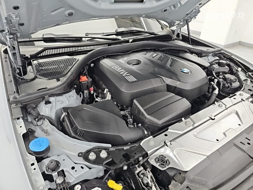 BMW 3 Series (G20)320i M Sport - 5