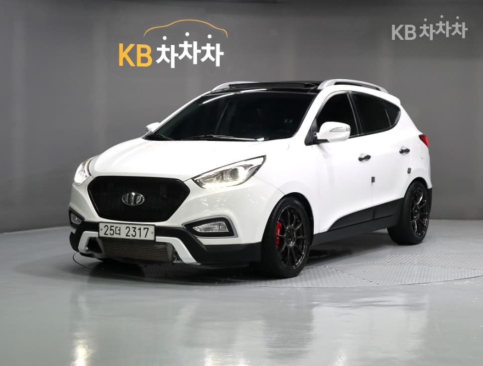 Хюндай Нов Туксон ix Дизел(e-VGT)2WD Смарт Специал (специален признак/издание) - Image 1