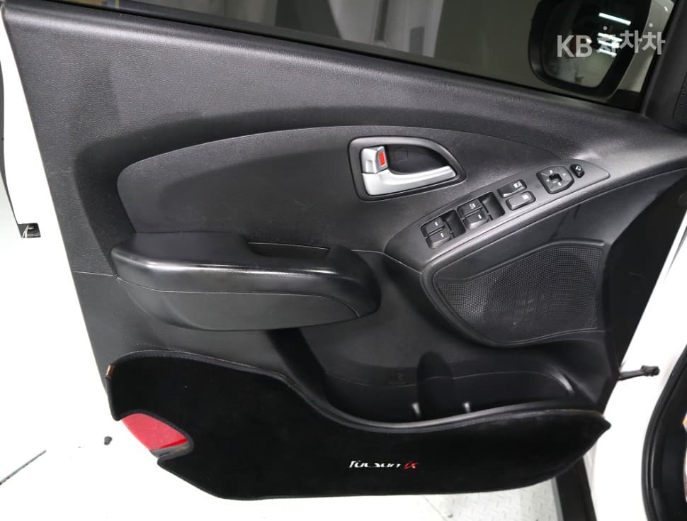 Hyundai New Tucson ixDiesel(e-VGT)2WD Smart Special (special feature/edition) - 17