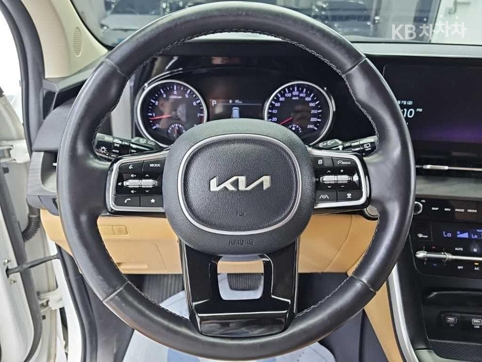 Киа Канивал 4-то поколениеG3.5 GDI 9-местен Престиж - 9