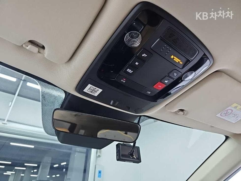 Киа Канивал 4-то поколениеG3.5 GDI 9-местен Престиж - 16