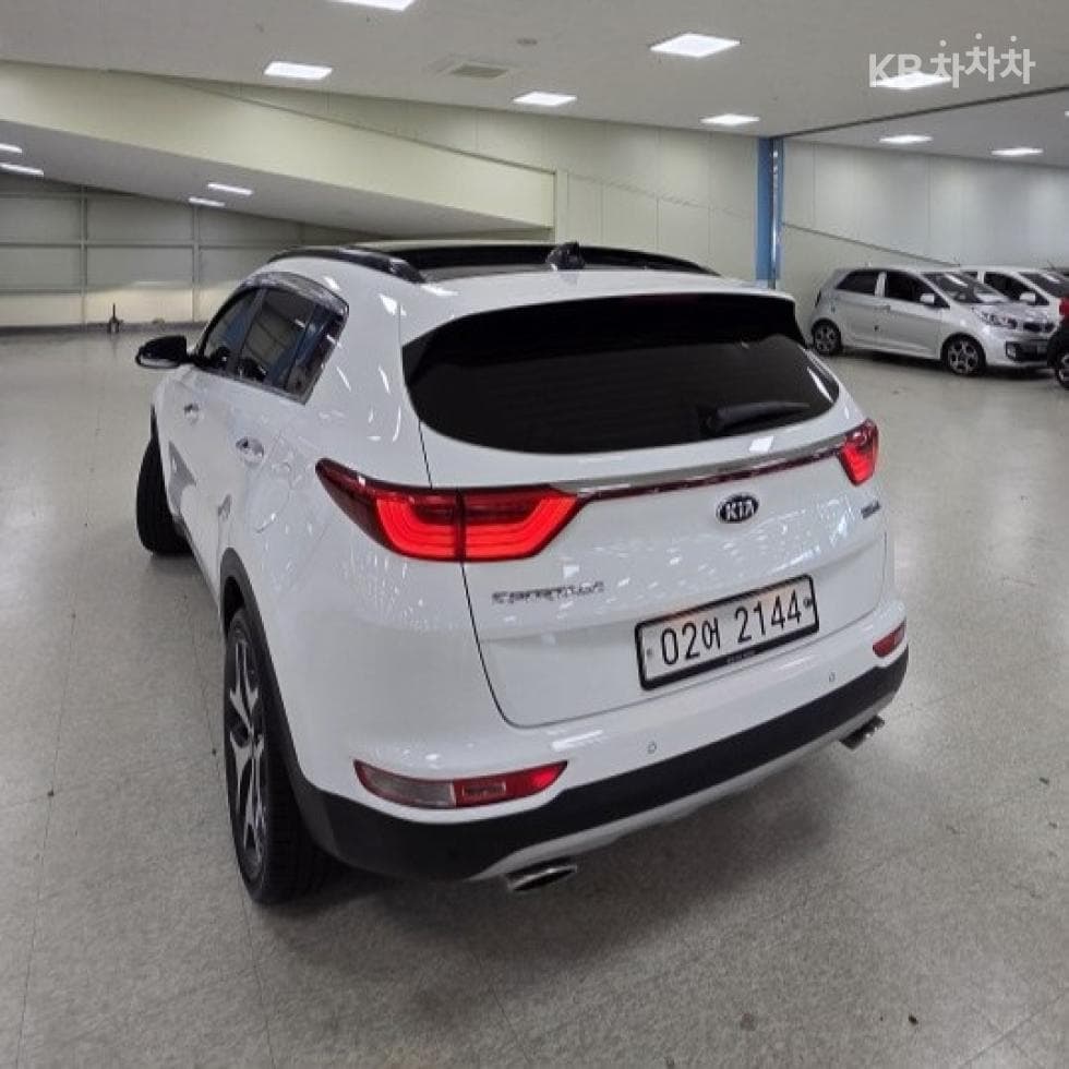 Kia Sportage 4th generationDiesel 2.0 2WD Noblesse Plus - 4
