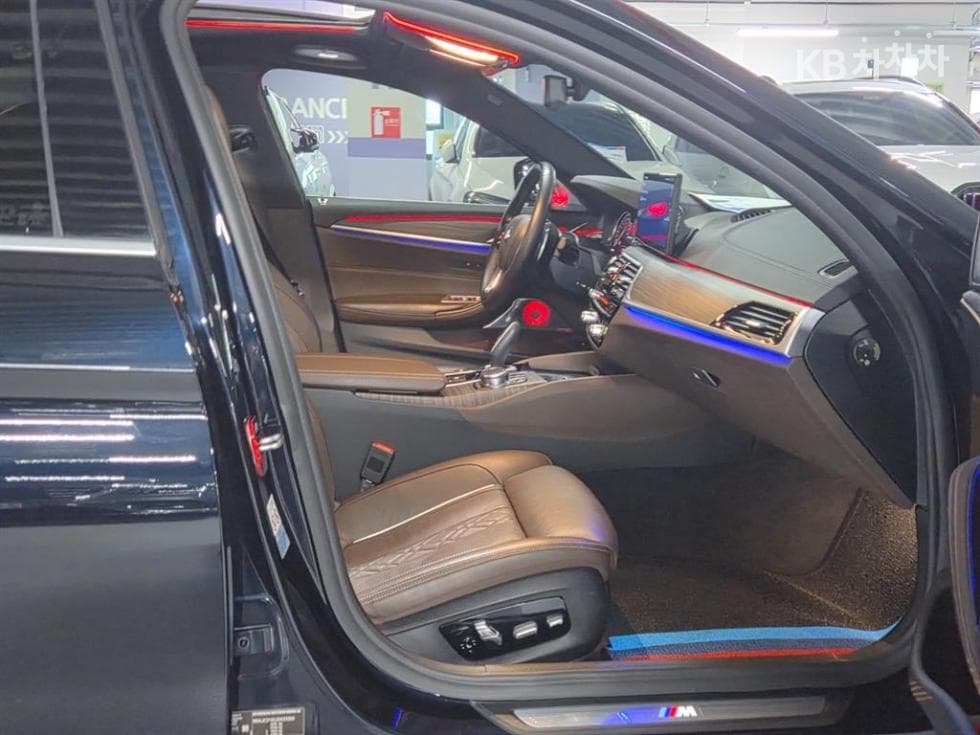 BMW 올New5 Series (G30)520d M Sport Plus - 16