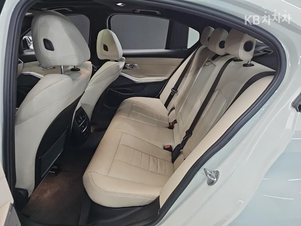 BMW 3 Серия (G20)M340i Стандартен - 12