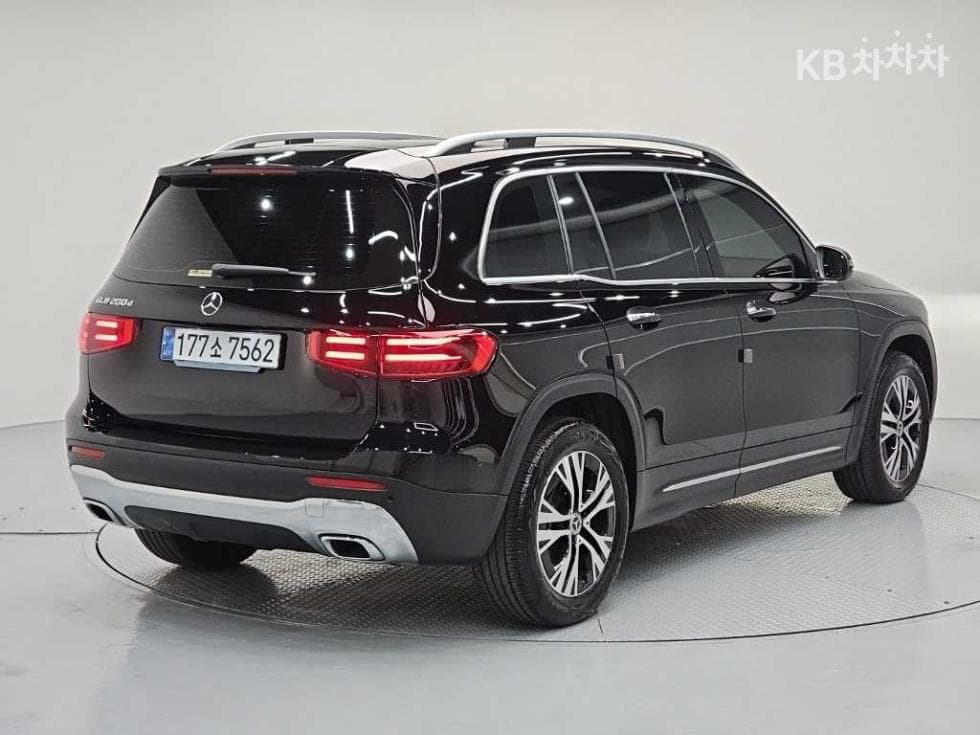 Mercedes-Benz GLB(X247)200 d - 4