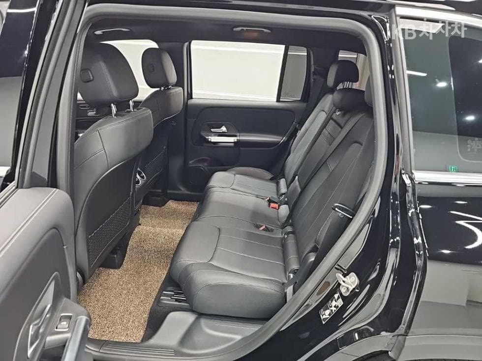 Mercedes-Benz GLB(X247)200 d - 12