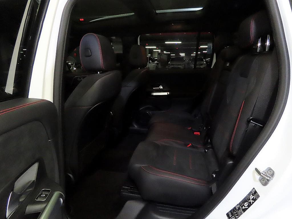 Mercedes-Benz GLB(X247)GLB 250 4Matic - 7