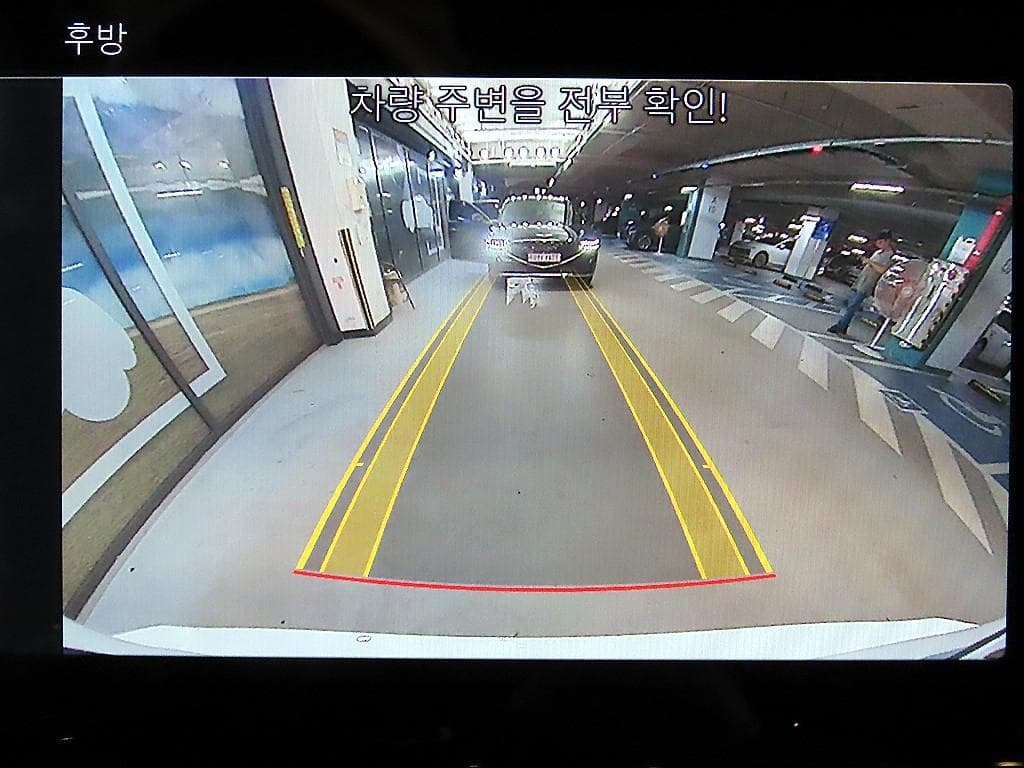 Mercedes-Benz GLB(X247)GLB 250 4Matic - 13