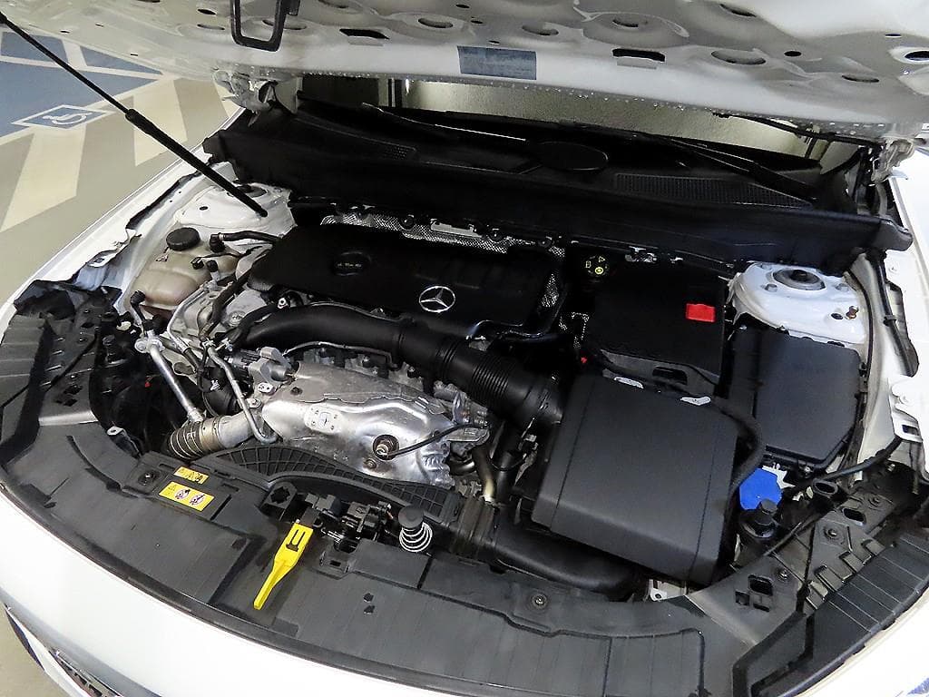 Mercedes-Benz GLB(X247)GLB 250 4Matic - 19