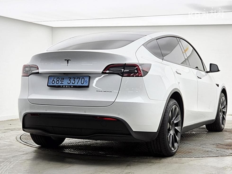 테슬라 Model YLong Range AWD - 2