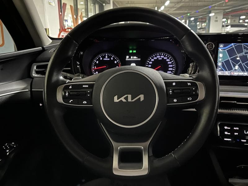 Kia K5 3rd Gen2.0 Gasoline Trendy - 10