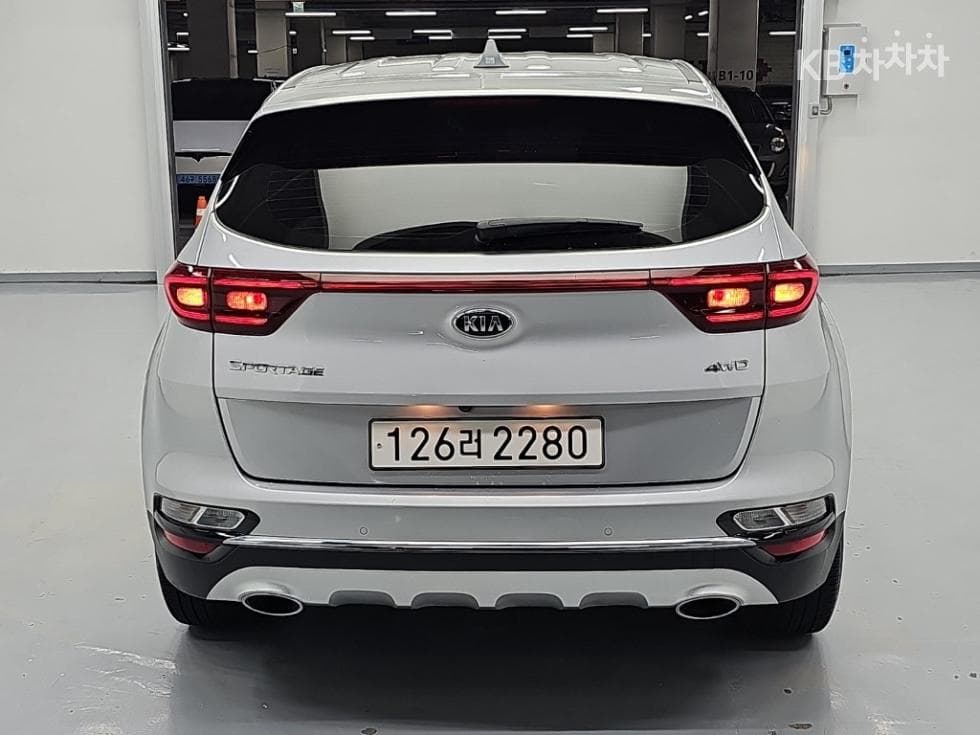 Киа Sportage 더 볼드Смарт스트림 D 1.6 Дизел 4x4 Тренди - 3