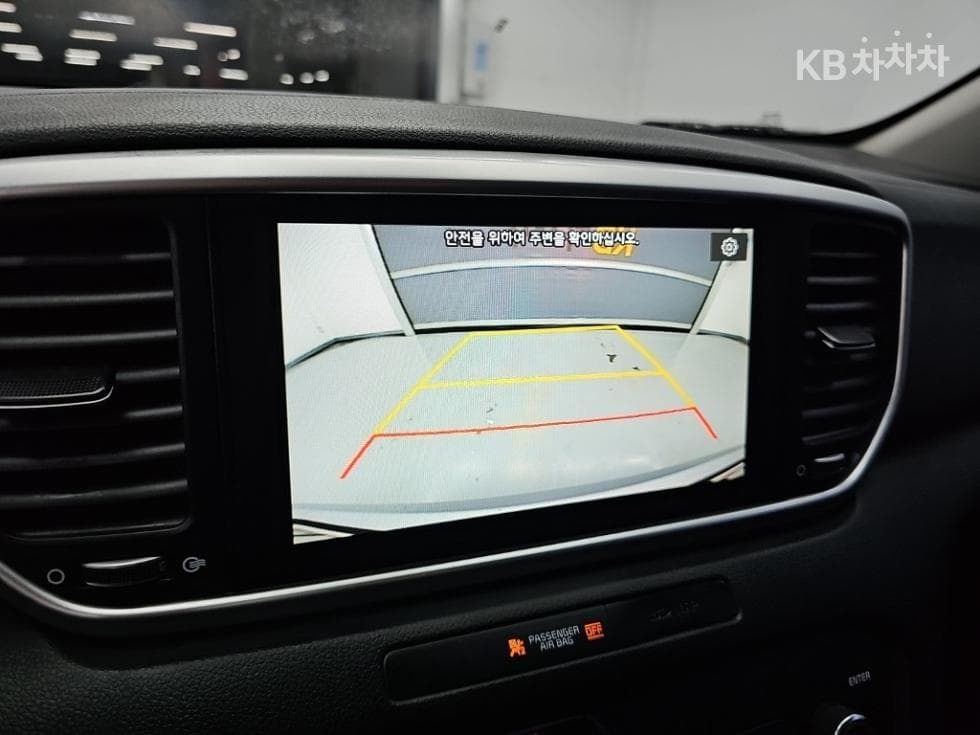 Киа Sportage 더 볼드Смарт스트림 D 1.6 Дизел 4x4 Тренди - 14