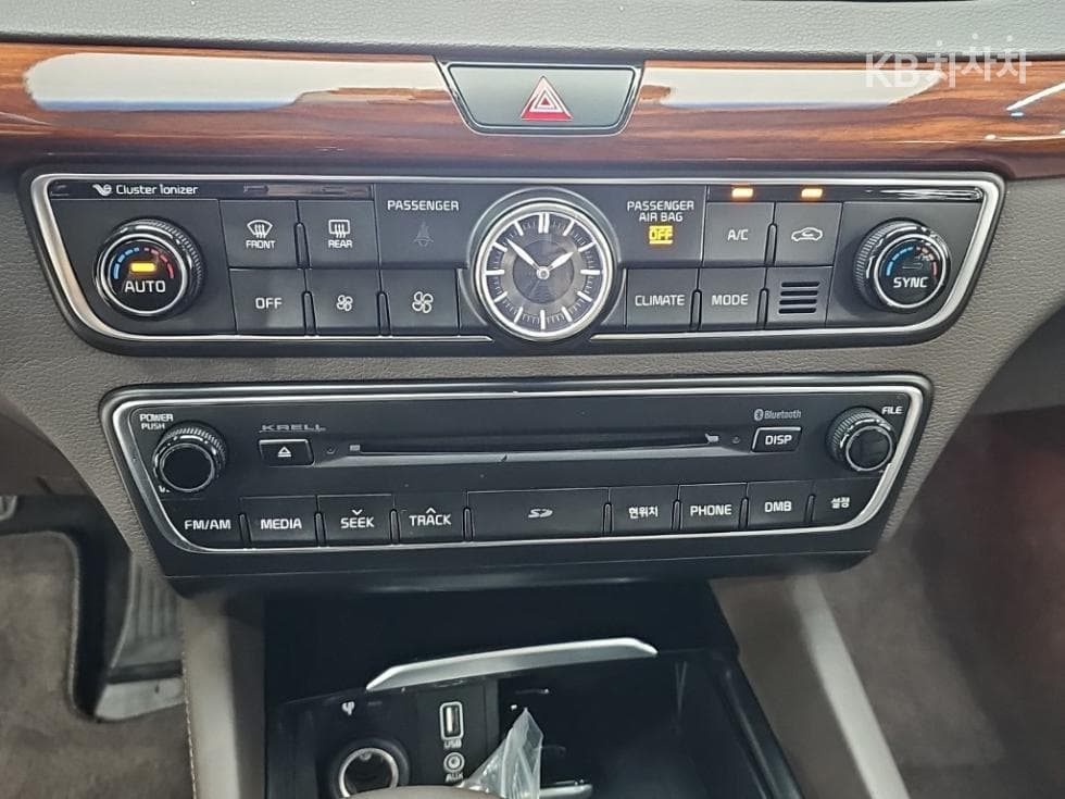 Киа All New K73.3 GDI Noblesse Специал (специален признак/издание) - 10
