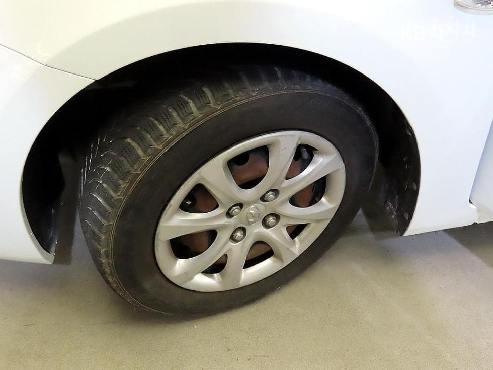Hyundai Accent(신형)1.6 VGT Smart - 19
