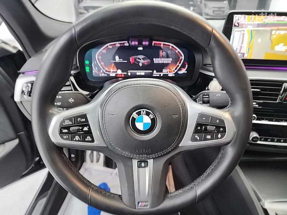 BMW 올New5 Series (G30)520i M Sport - 9