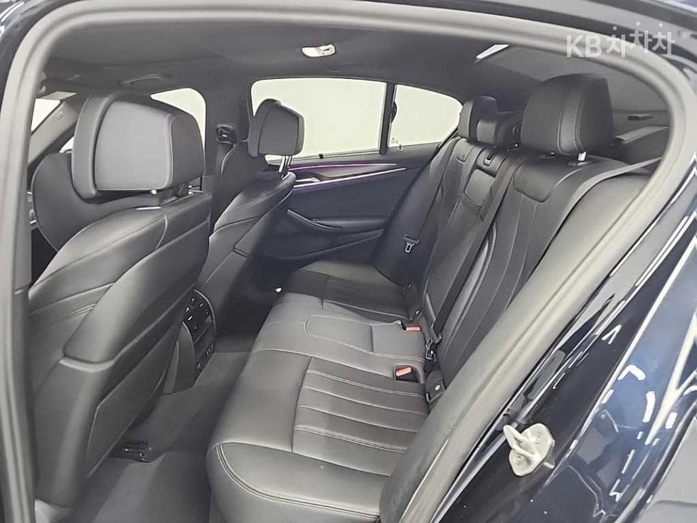 BMW 올New5 Series (G30)520i M Sport - 12