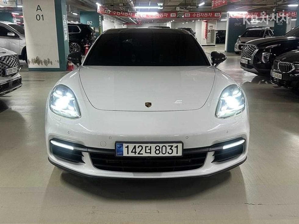 Porsche 파나메라 (971) 3.0 4 Стандартен - Image 1