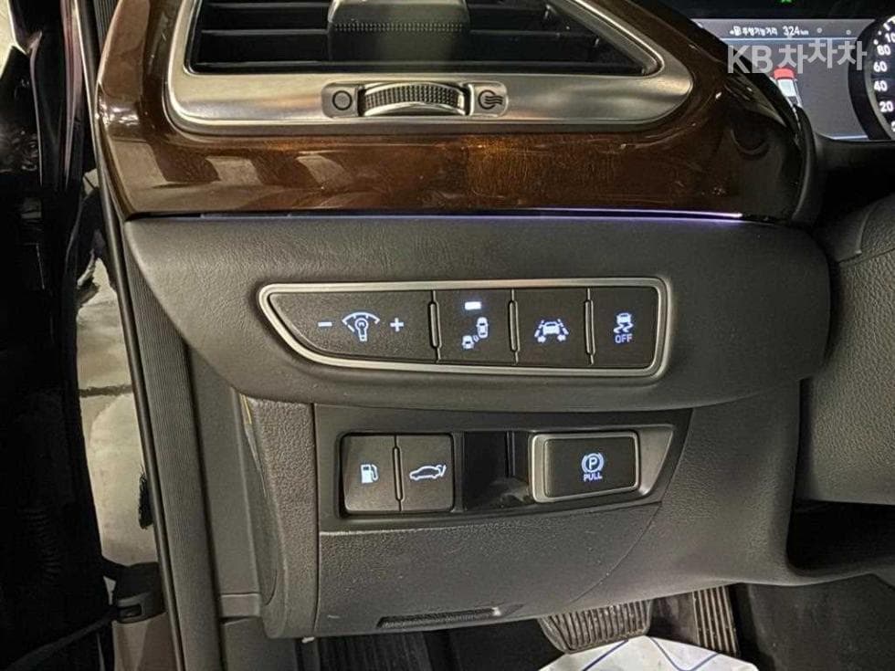 Дженезис EQ9005.0 GDI AWD Престиж - 17