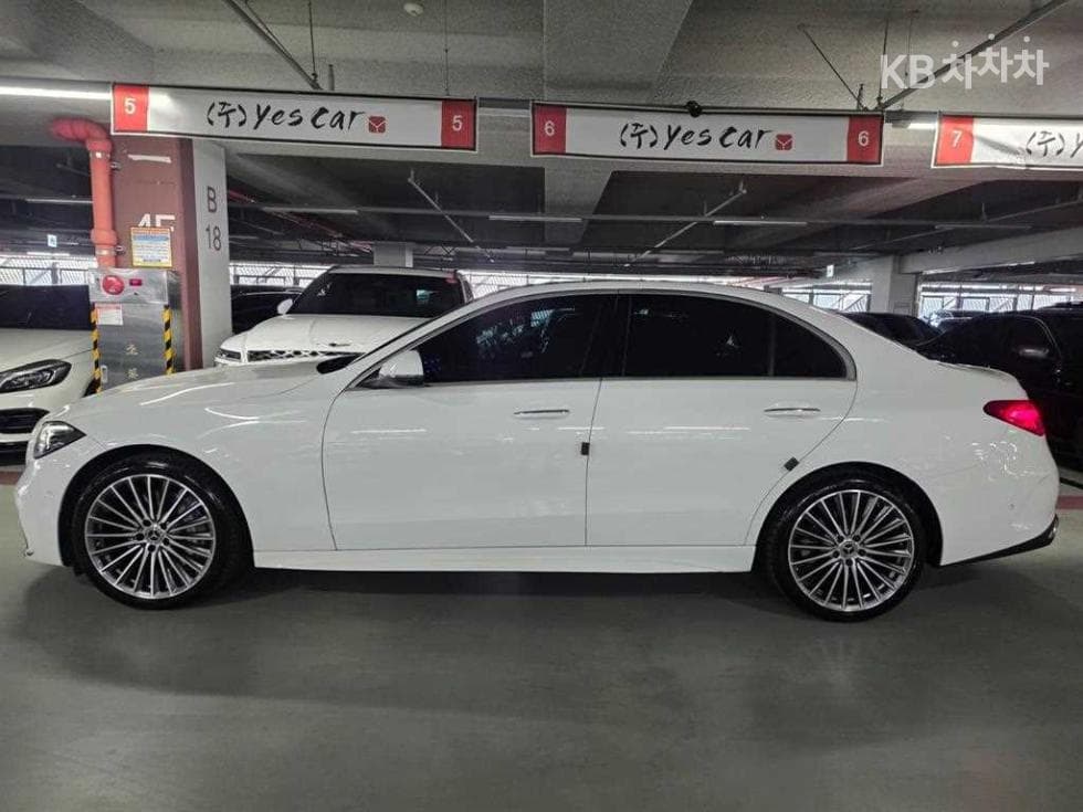 Mercedes-Benz C-Клас 6세대(W206)C300 AMG Line - 3