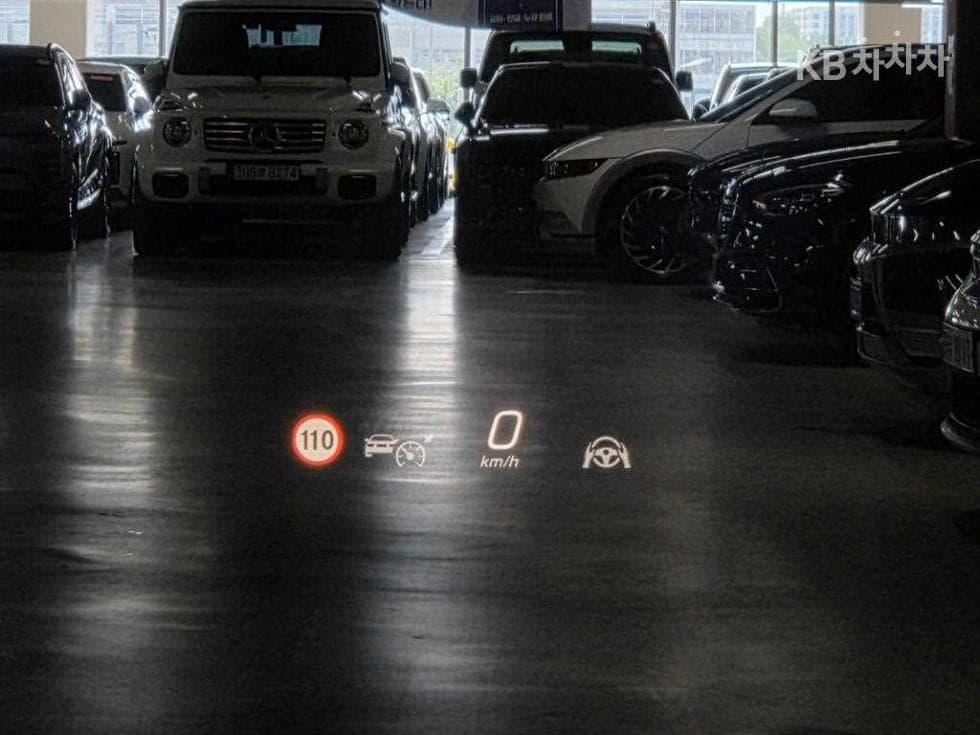 Mercedes-Benz C-Клас 6세대(W206)C300 AMG Line - 11