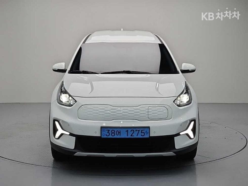 Киа Ниро PlusEV Air - 2