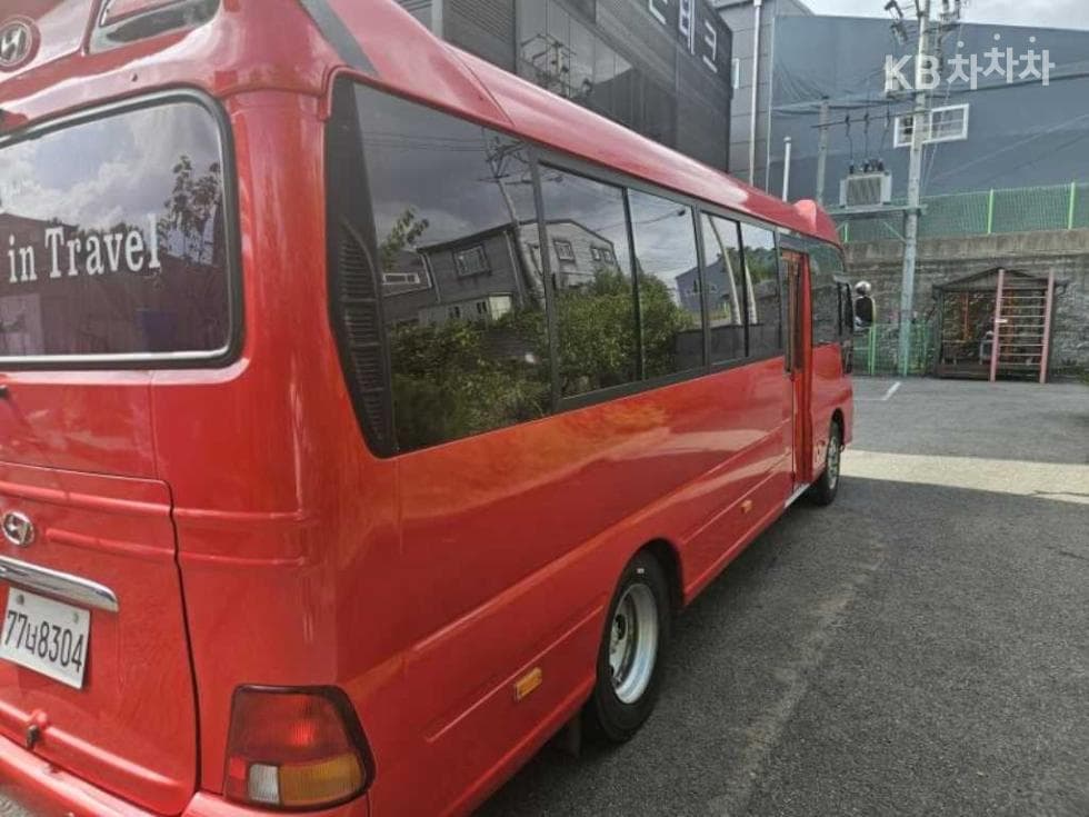 Hyundai e-카운티롱바디 SUP 25-seater - 2