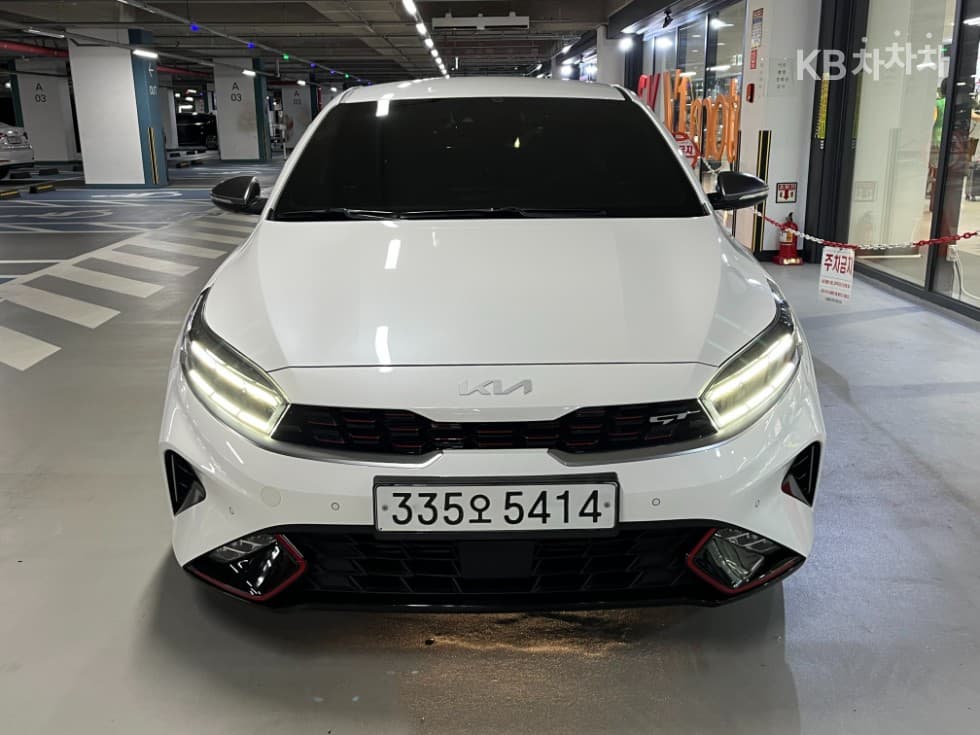Киа The New (фейслифт) K3 GT(BD)1.6 Турбо Бензин Директ Инжекция 5-врати Signature - 2