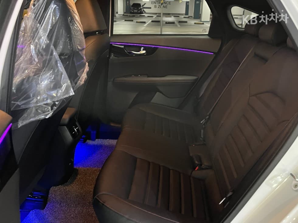 Киа The New (фейслифт) K3 GT(BD)1.6 Турбо Бензин Директ Инжекция 5-врати Signature - 7