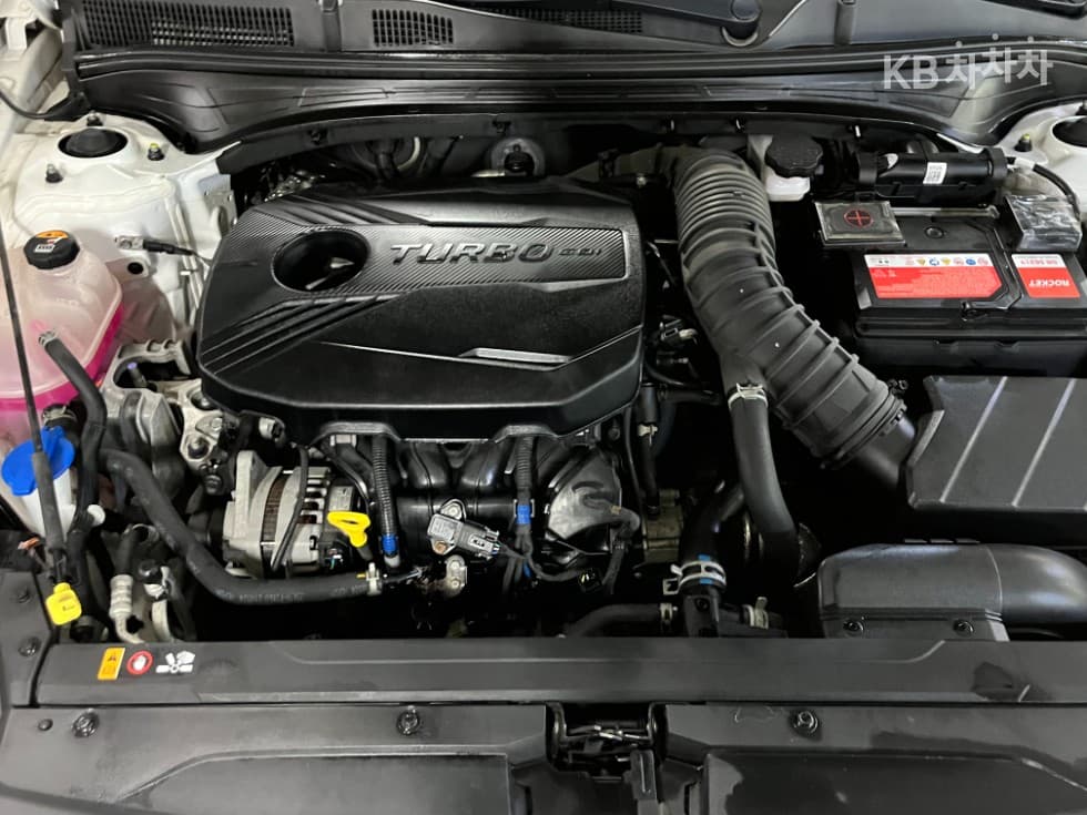 Киа The New (фейслифт) K3 GT(BD)1.6 Турбо Бензин Директ Инжекция 5-врати Signature - 17