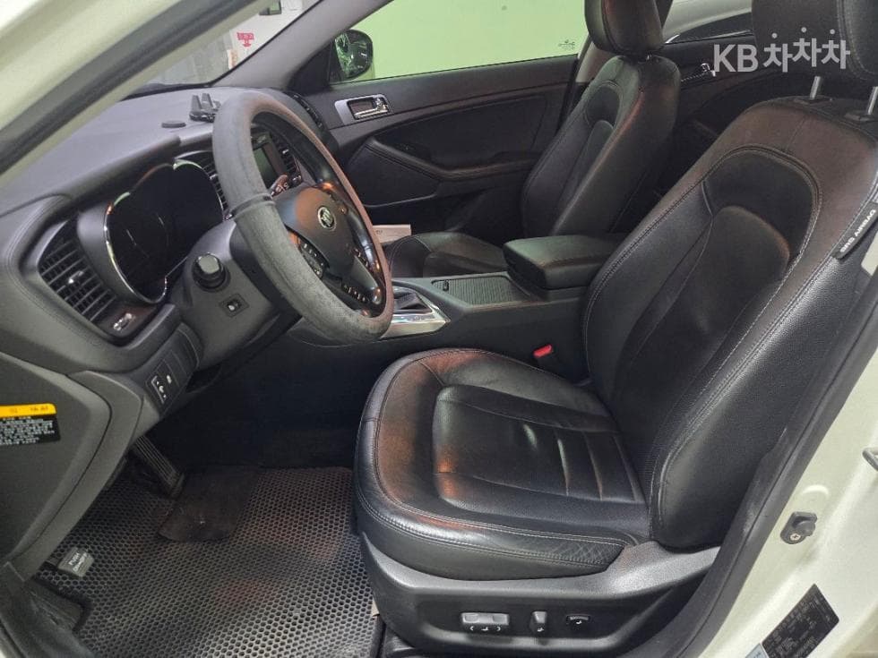 Kia K5 HybridPrestige - 9