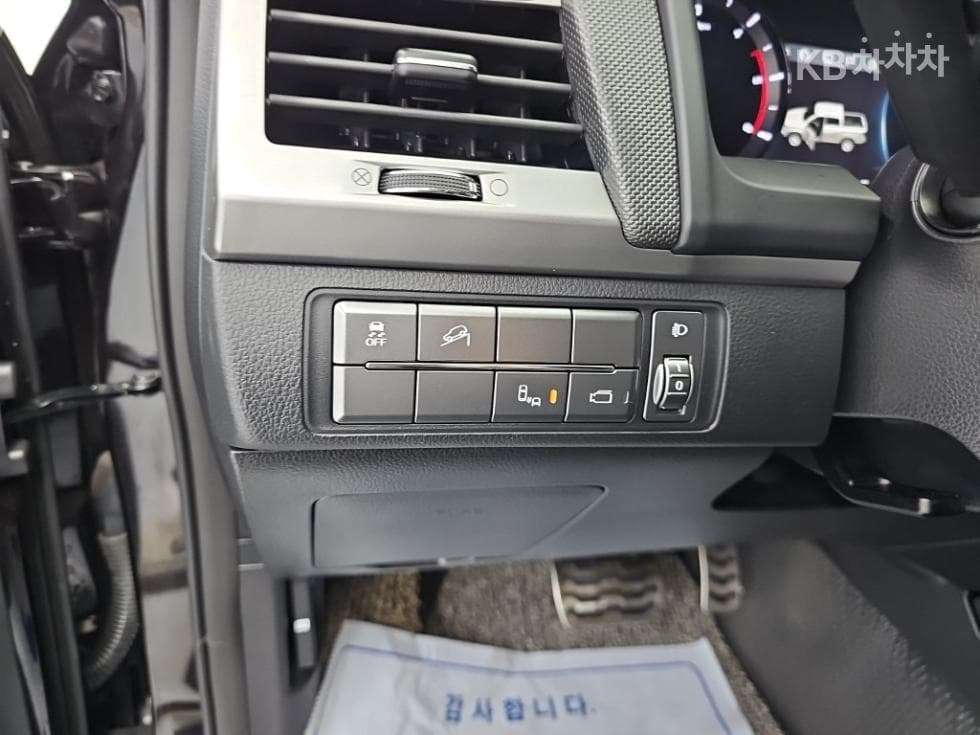 КейДжи Мобилити Rexton Sports Khan2.2 Дизел 2WD Професионален X - 19