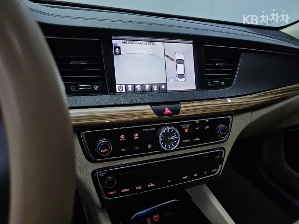 Киа All New K72.4 GDi Лимитиран - 10