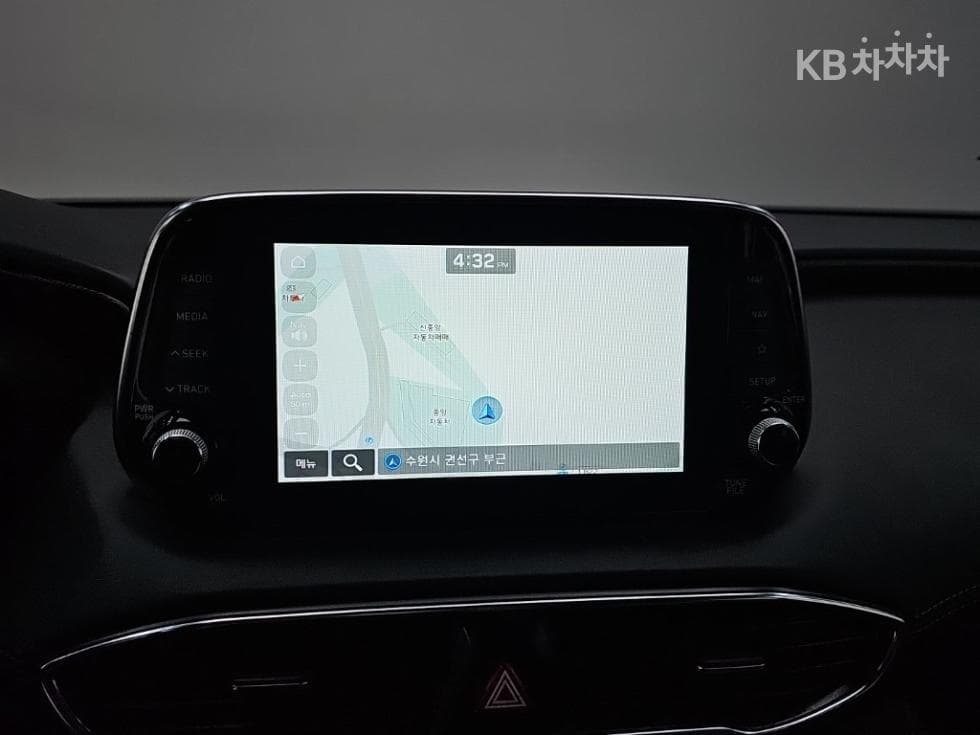 Хюндай Санта Фе TMДизел 2.0 2WD Престиж - 16