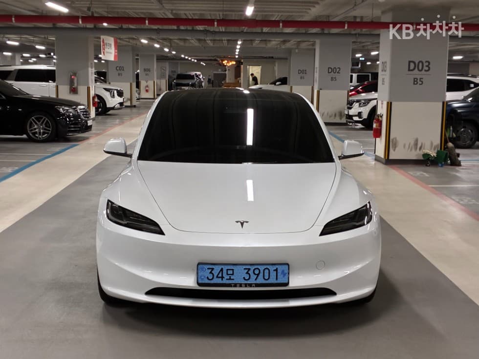 테슬라 Model 3 Highland RWD - Image 1