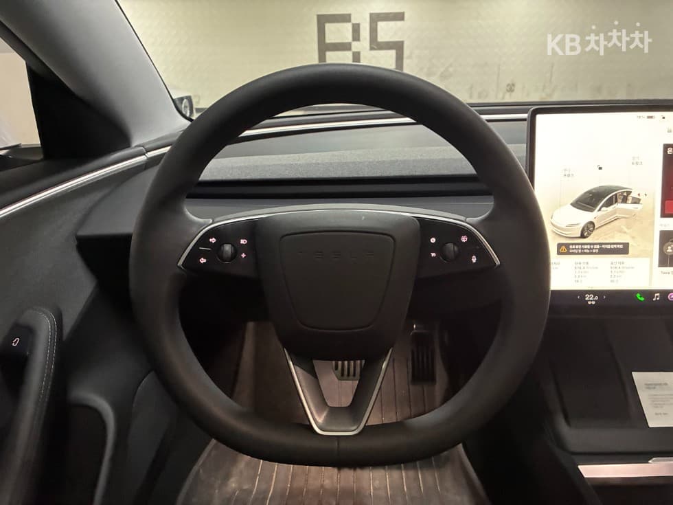 테슬라 Model 3 HighlandRWD - 12