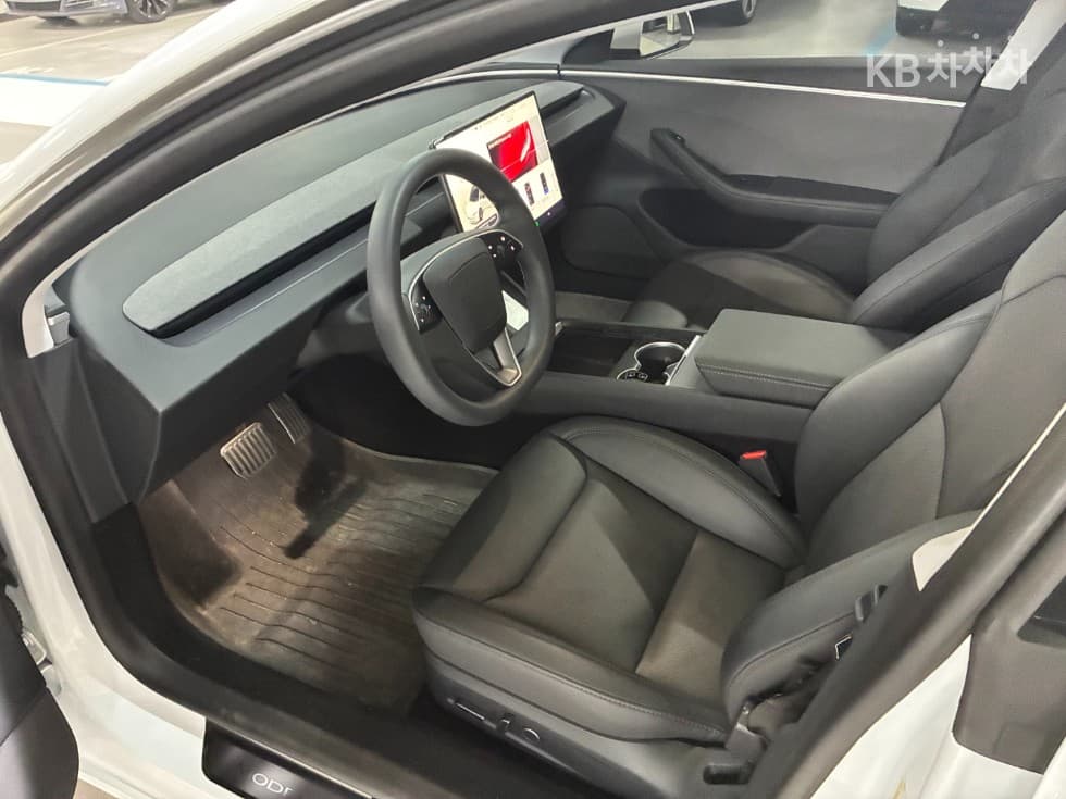 테슬라 Model 3 HighlandRWD - 8