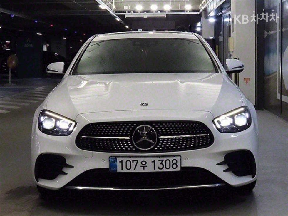 Mercedes-Benz E-Клас (W213)E220d 4MATIC AMG Line - 2