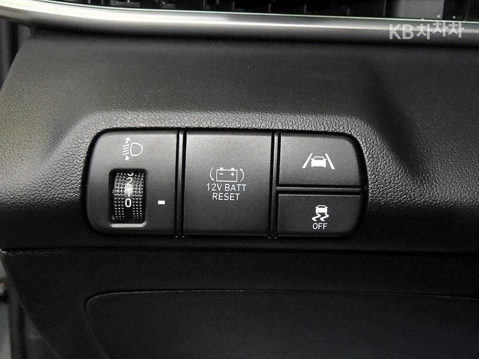 Hyundai All New Avante (Elantra) Hybrid(CN7)Inspiration - 15