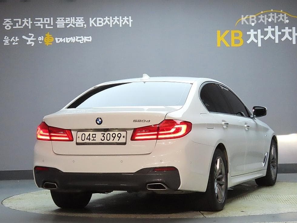 BMW 올New5 Series (G30)520d M Sport Plus - 2