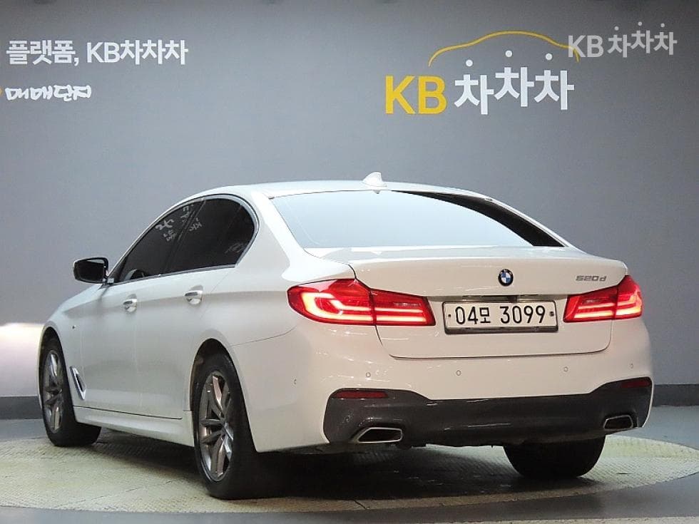 BMW 올New5 Series (G30)520d M Sport Plus - 4
