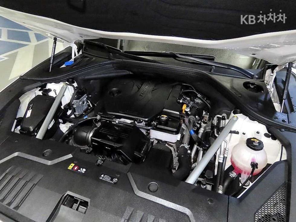 Genesis GV70Gasoline 2.5T AWD - 18