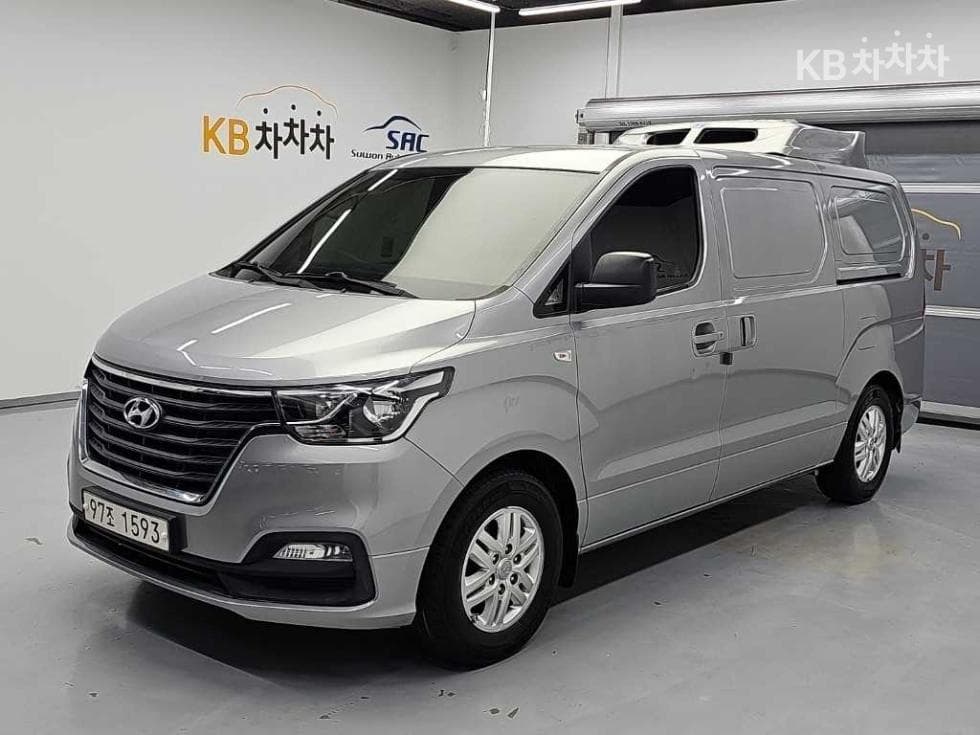 Хюндай The New (фейслифт) 그랜드 Star렉스 3Ван냉동 3Местен승 - Image 1